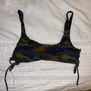 Camo bikini top